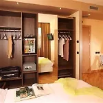 Hotel & Mercede Frascati