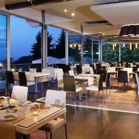 & Mercede 4* Frascati